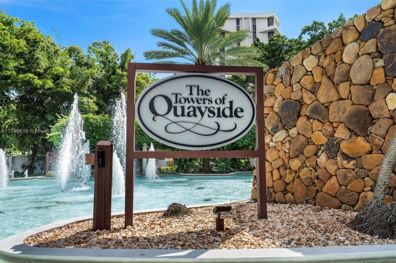 4000 Towerside Ter, Unit 402, Miami, FL 33138 Photo