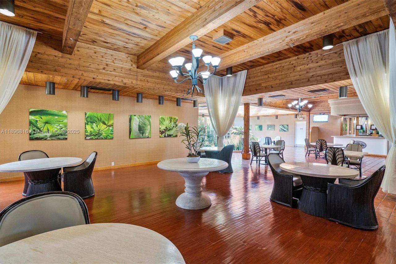 4000 Towerside Ter, Unit 402, Miami, FL 33138 Photo