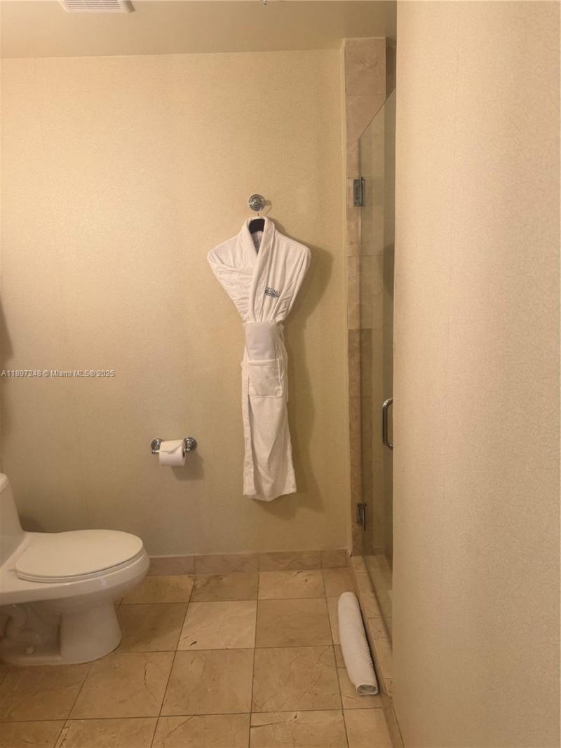 18001 Collins, Unit 1409, Sunny Isles Beach, FL 33160 Photo