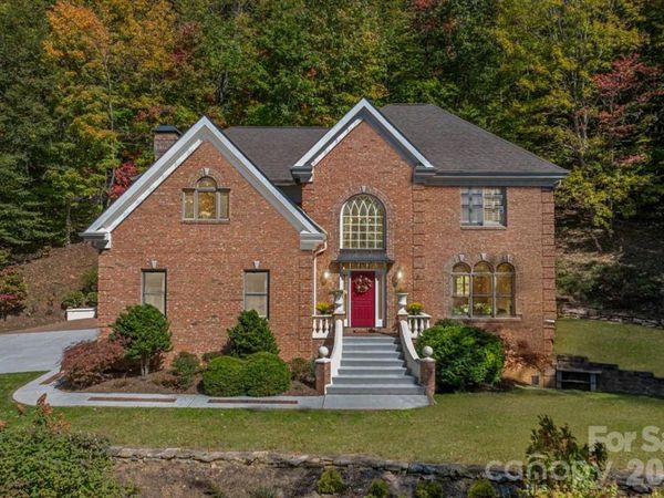 295 Laurel Ridge Drive, Waynesville, NC 28786