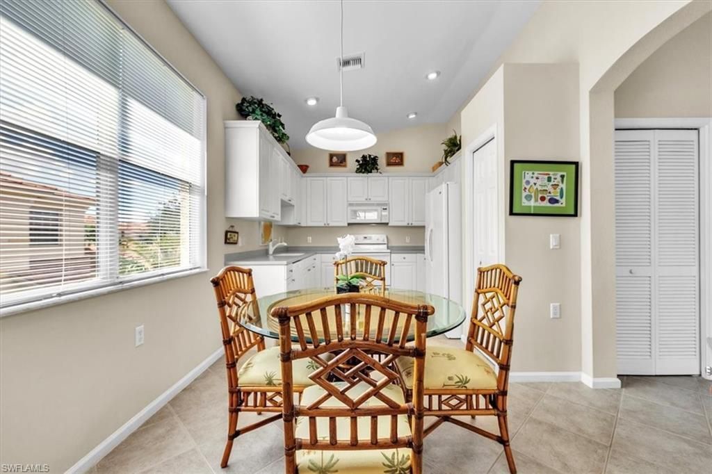 3080 Meandering Way, Unit 202, Fort Myers, FL 33905 Photo