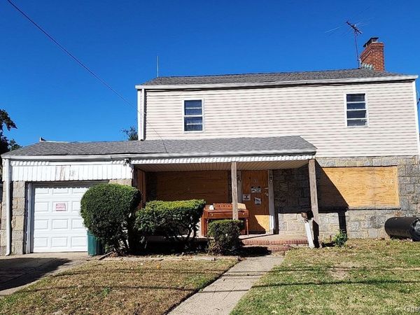 35 Park Boulevard, Malverne, NY 11565