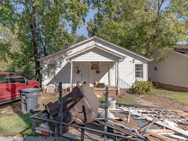 818 W Matthews Ave E, Jonesboro, AR 72401