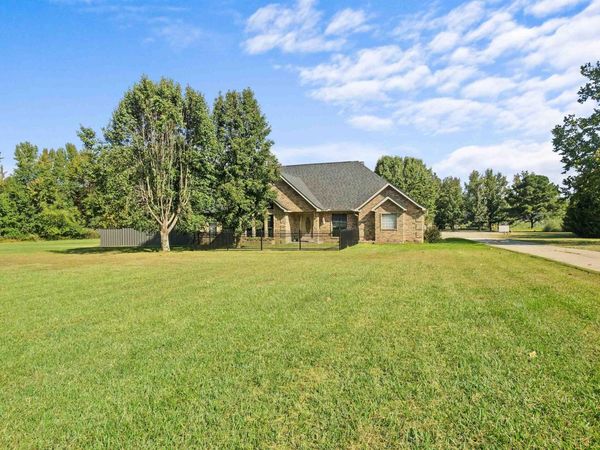 110 E Maddox Road, Jacksonville, AR 72076