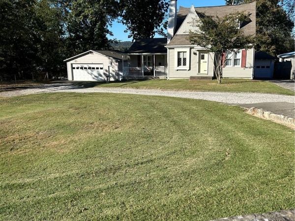 1820 Beechwood Drive, South Charleston, WV 25309