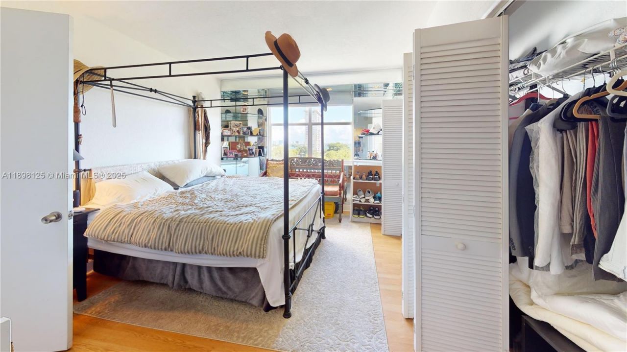 11111 Biscayne Blvd, Unit 6A, Miami, FL 33181 Photo