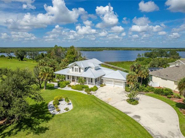 521 BOBCAT COURT, PUNTA GORDA, FL 33982