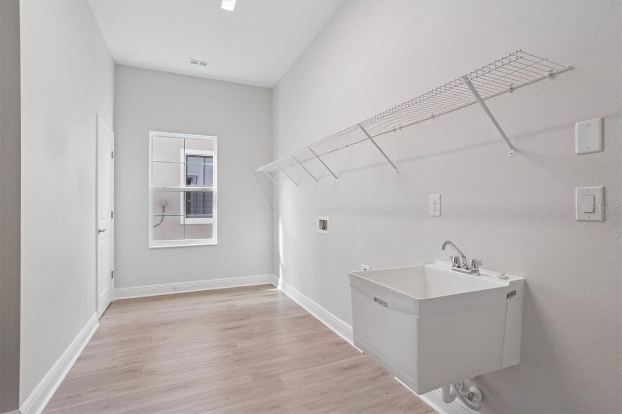 35310 Big Hawk Drive, Zephyrhills, FL 33541 Photo