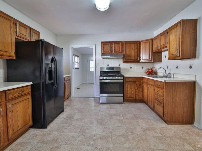 502 Marion Road, Woodlawn, OH 45215 Photo 12