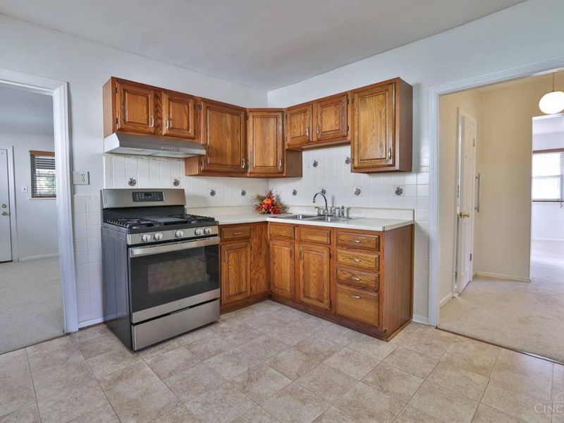 502 Marion Road, Woodlawn, OH 45215 Photo 15