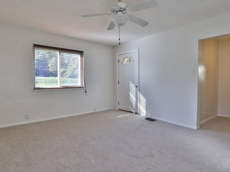 502 Marion Road, Woodlawn, OH 45215 Photo 5