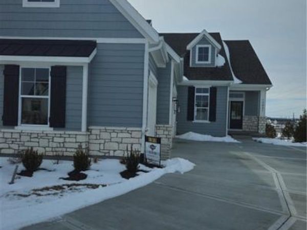 13431 W 174th Terrace, Overland Park, KS 66221