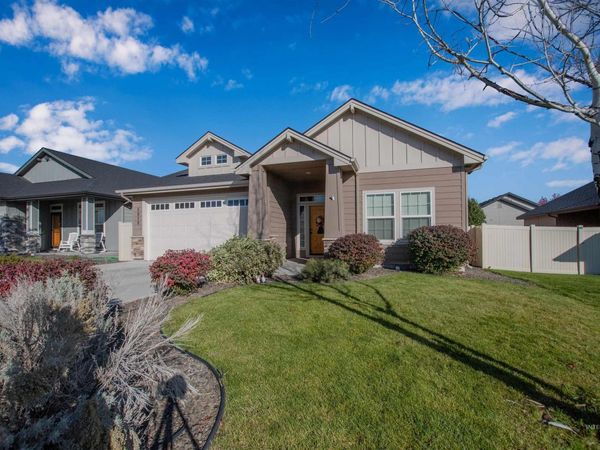 5010 S Lava Springs Loop, Nampa, ID 83686