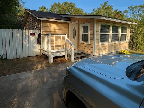 9241 2ND Avenue, Jacksonville, FL 32208