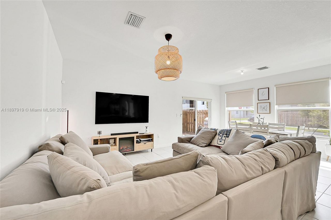 14832 SW 265th St, Homestead, FL 33032 Photo