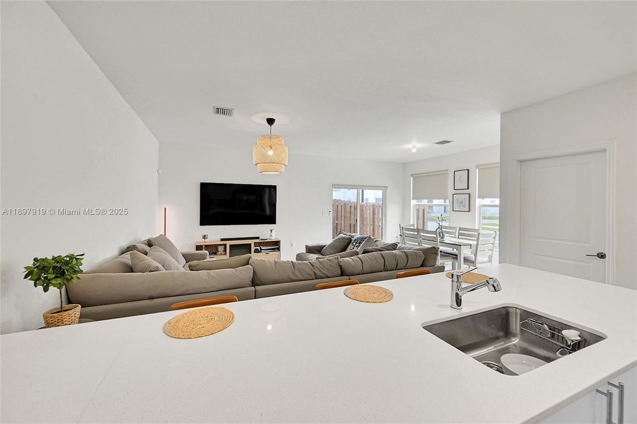 14832 SW 265th St, Homestead, FL 33032 Photo