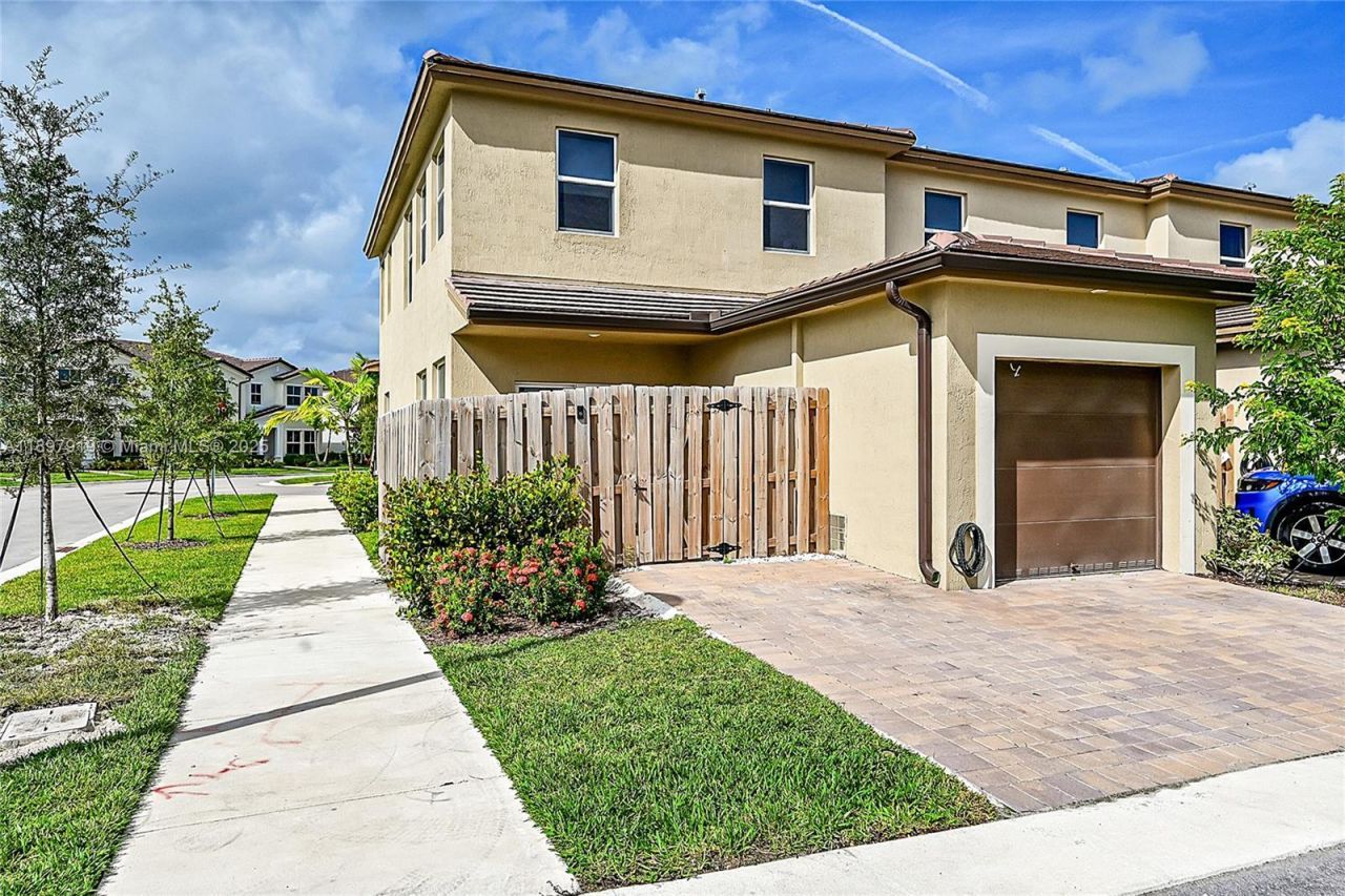 14832 SW 265th St, Homestead, FL 33032 Photo