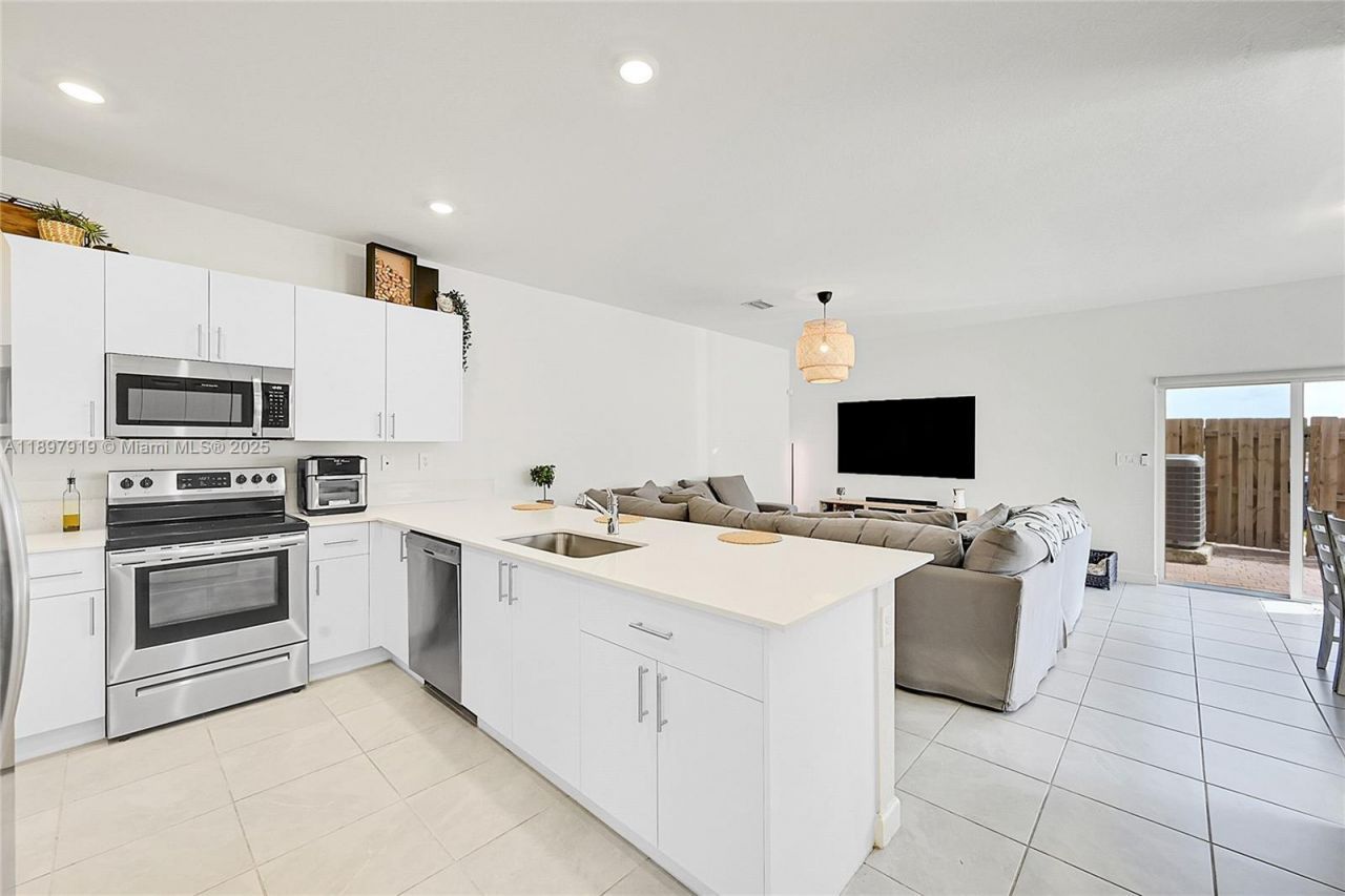 14832 SW 265th St, Homestead, FL 33032 Photo