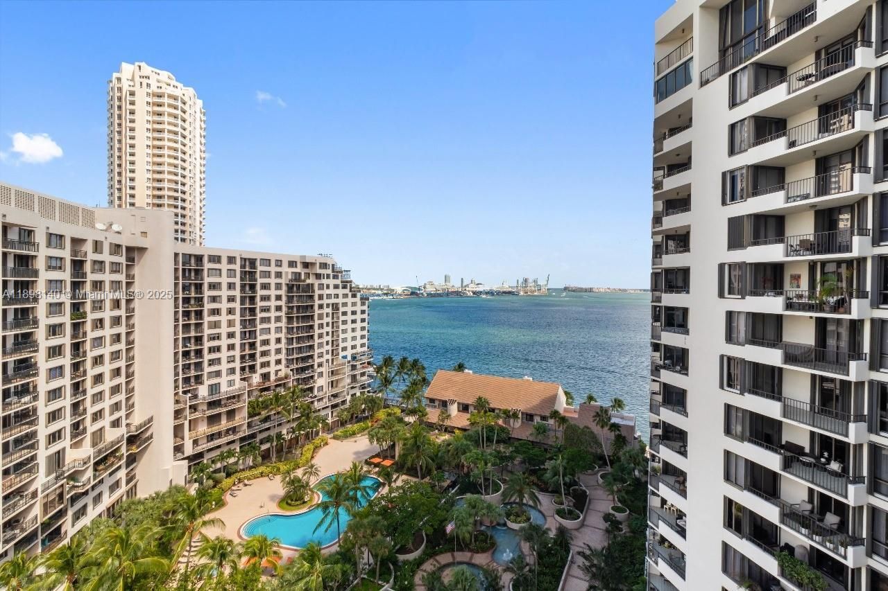 520 Brickell Key Dr, Unit A1616, Miami, FL 33131 Photo