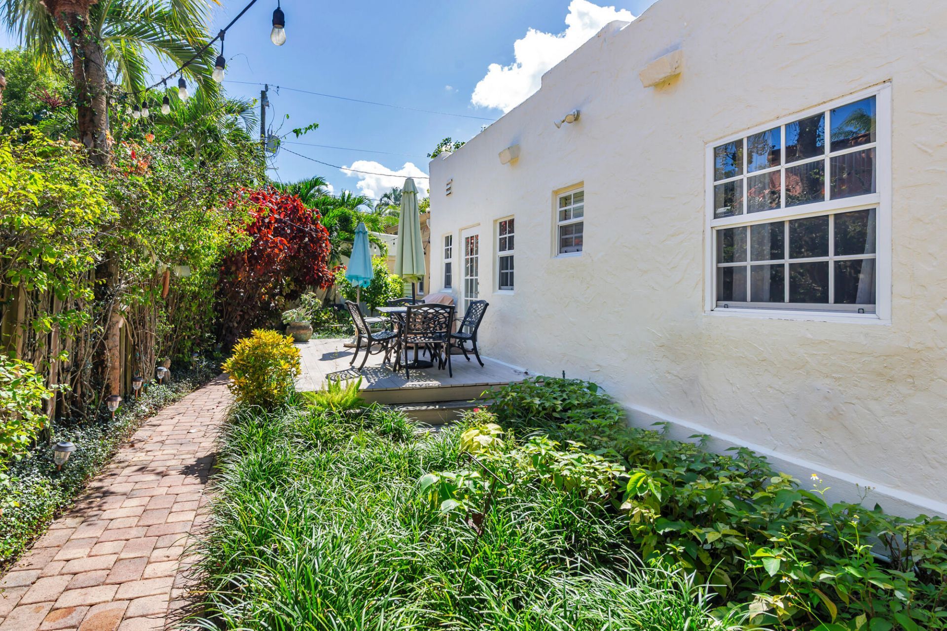 714 Sunset Road, West Palm Beach, FL 33401 Photo