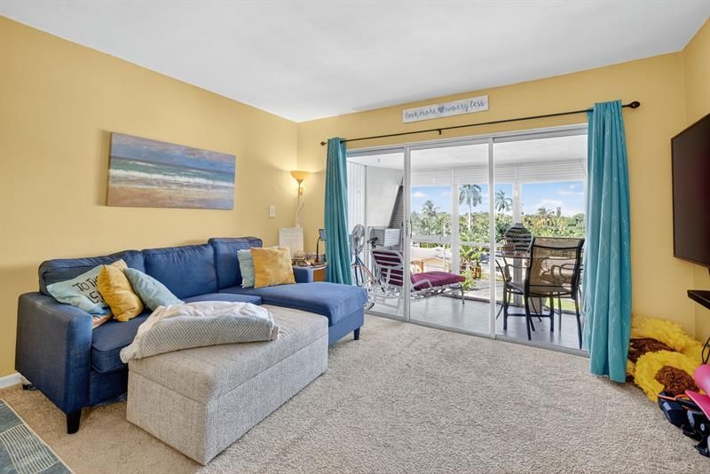 3040 NE 16th Ave, Unit 411, Oakland Park, FL 33334 Photo