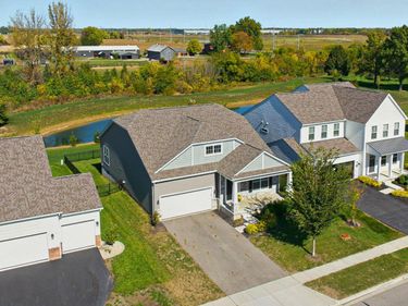 438 Bethpage Boulevard, Commercial Point, OH 43116