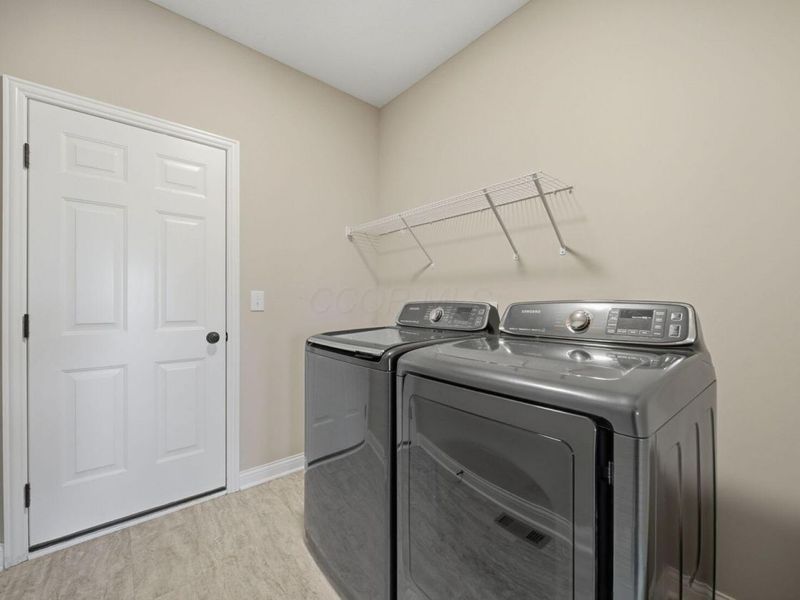 438 Bethpage Boulevard, Commercial Point, OH 43116 Photo 30