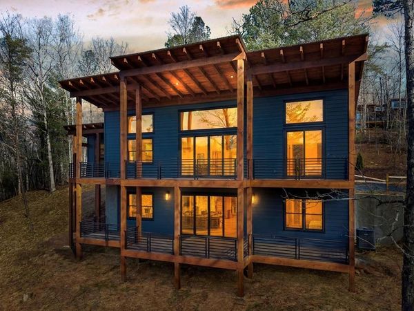 65 Wolf Creek Heights, Mineral Bluff, GA 30559