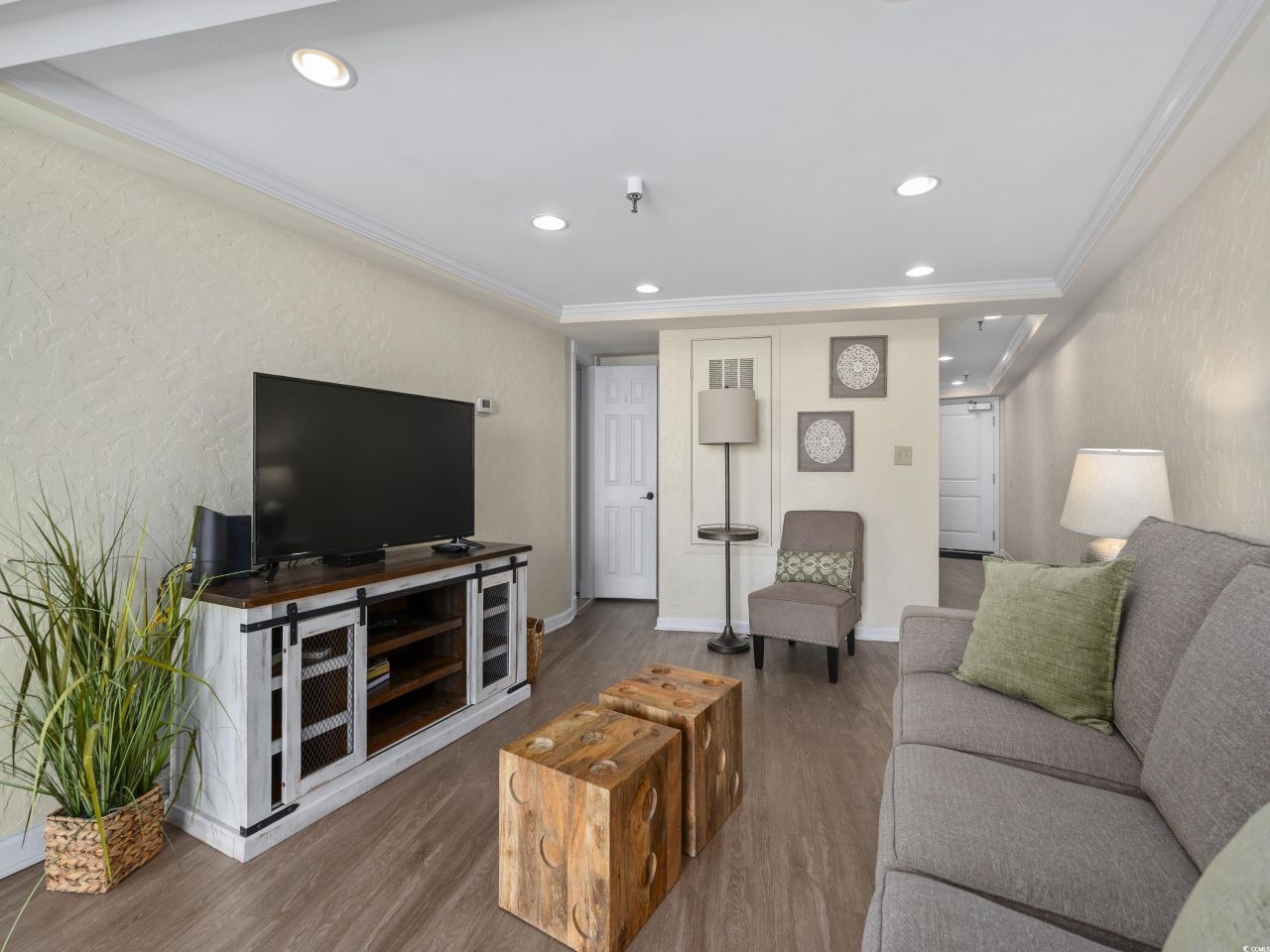 601 Retreat Beach Circle Photo 10