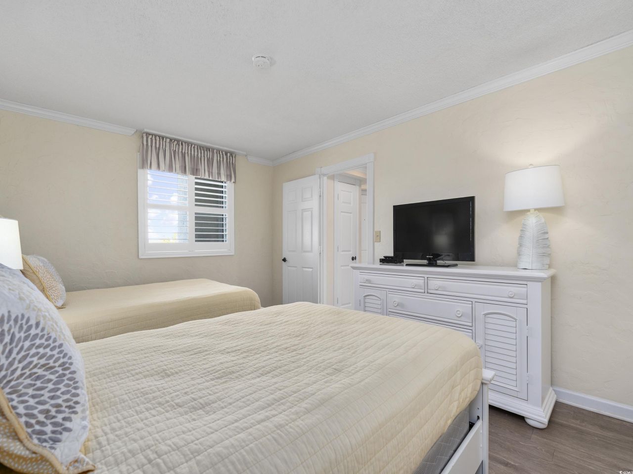 601 Retreat Beach Circle Photo 5