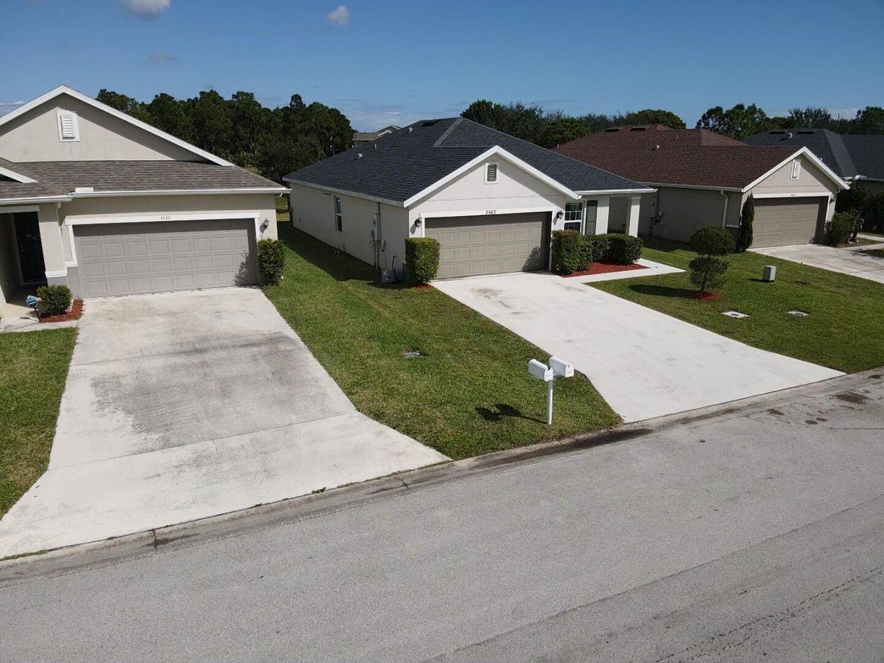 5565 NW Pine Trail Circle, Port Saint Lucie, FL 34983 Photo