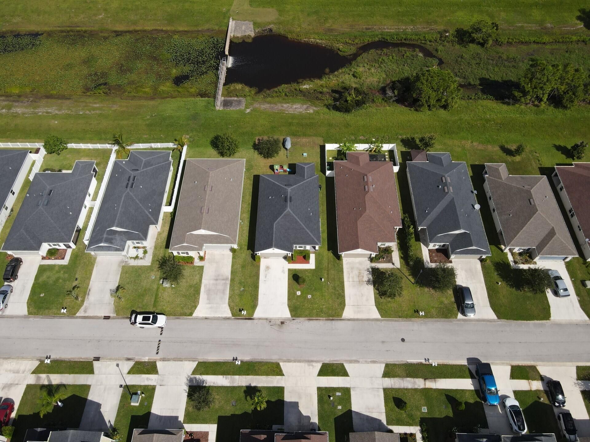 5565 NW Pine Trail Circle, Port Saint Lucie, FL 34983 Photo