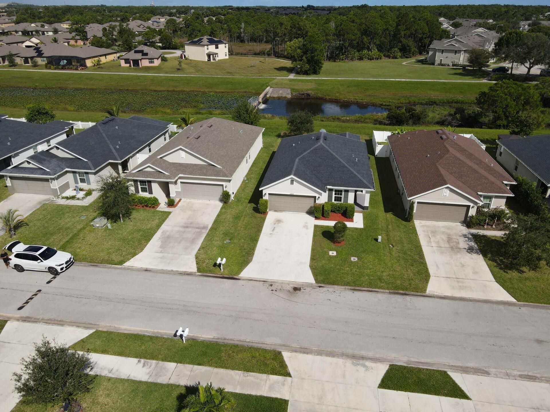 5565 NW Pine Trail Circle, Port Saint Lucie, FL 34983 Photo