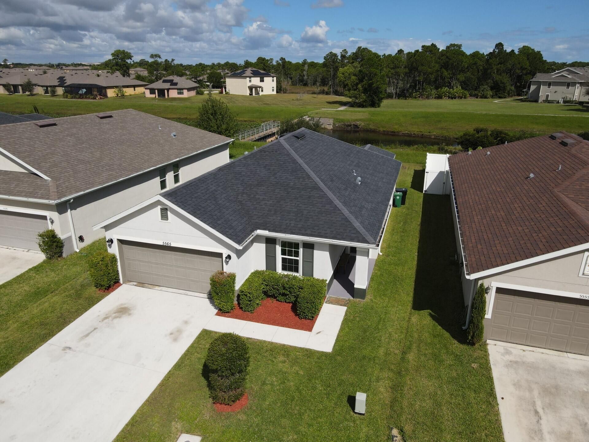 5565 NW Pine Trail Circle, Port Saint Lucie, FL 34983 Photo