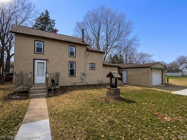 120 W McNeil Street, Corunna, MI 48817