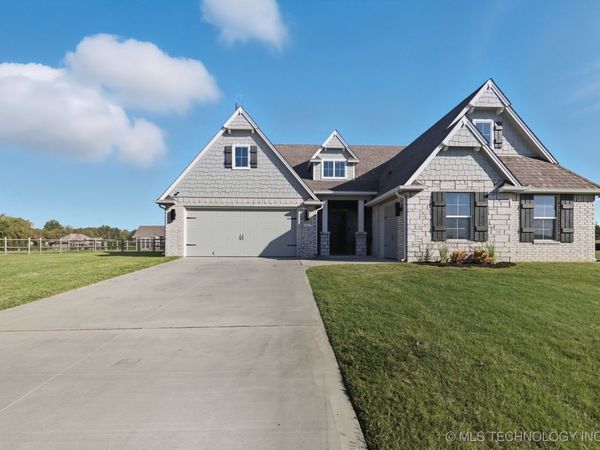 6317 E 88th Street N, Owasso, OK 74055