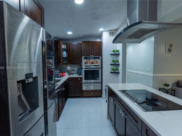 3630 SW 37th St, West Park, FL 33023