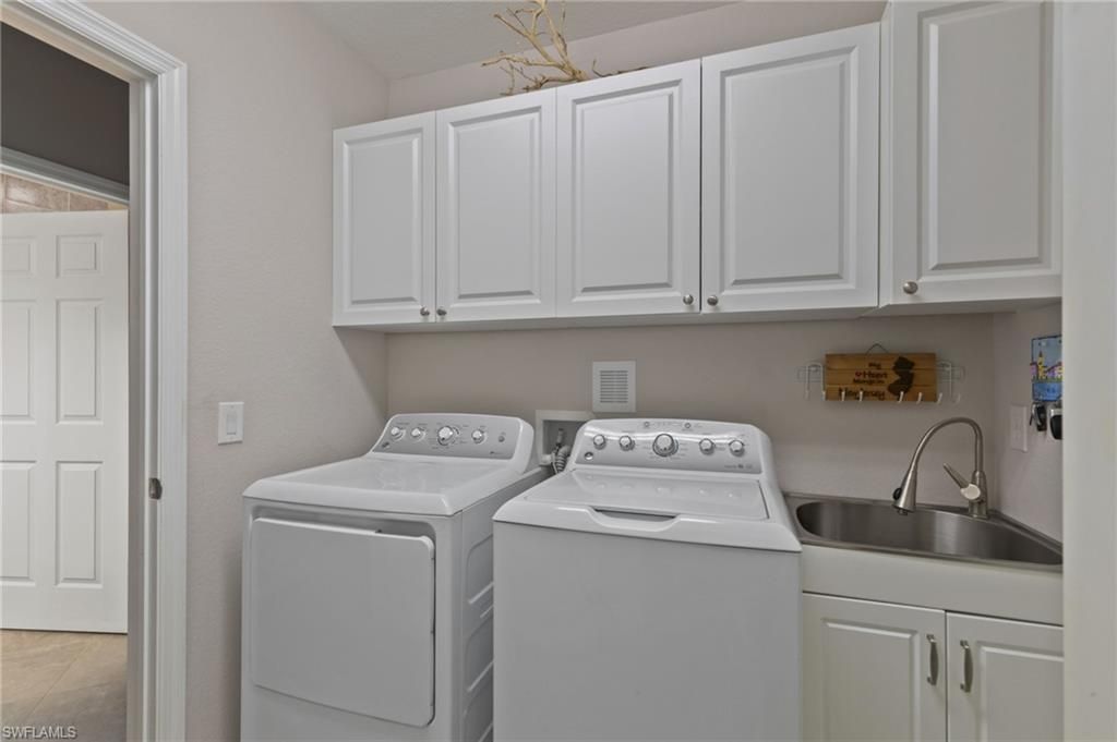 2149 Frangipani Cir, Unit 101, Naples, FL 34120 Photo