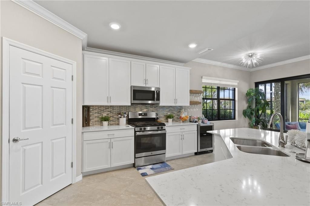 2149 Frangipani Cir, Unit 101, Naples, FL 34120 Photo