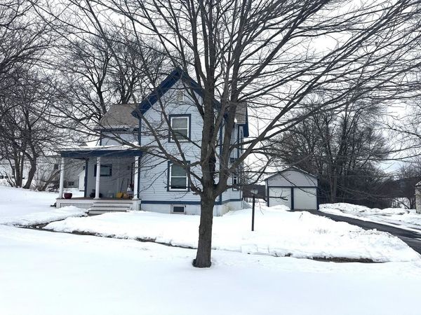 332 Main Street, Shoreham, VT 05770