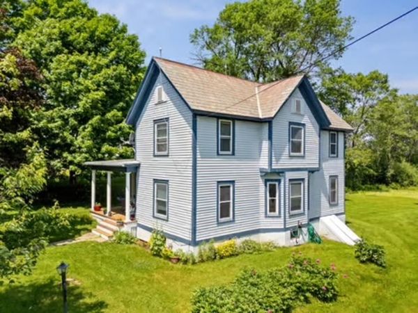 332 Main Street, Shoreham, VT 05770