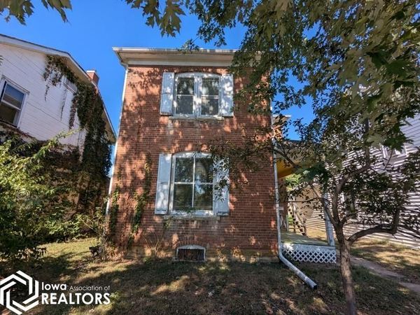 1119 AVENUE D, Fort Madison, IA 52627