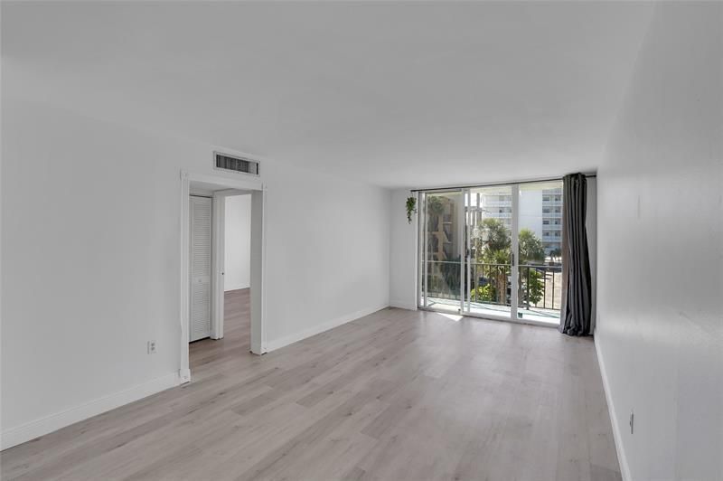 301 Croton Avenue, Unit 302, Lantana, FL 33462 Photo