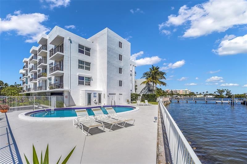 301 Croton Avenue, Unit 302, Lantana, FL 33462 Photo