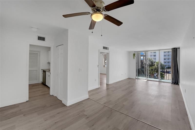 301 Croton Avenue, Unit 302, Lantana, FL 33462 Photo