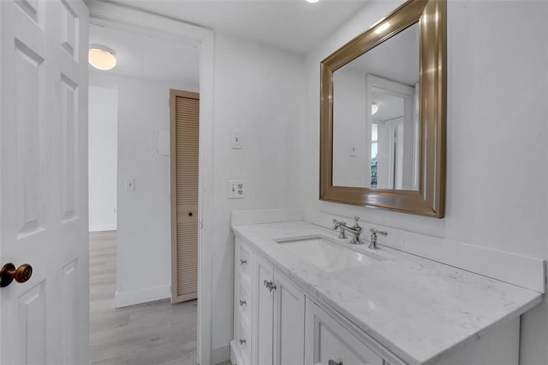 301 Croton Avenue, Unit 302, Lantana, FL 33462 Photo