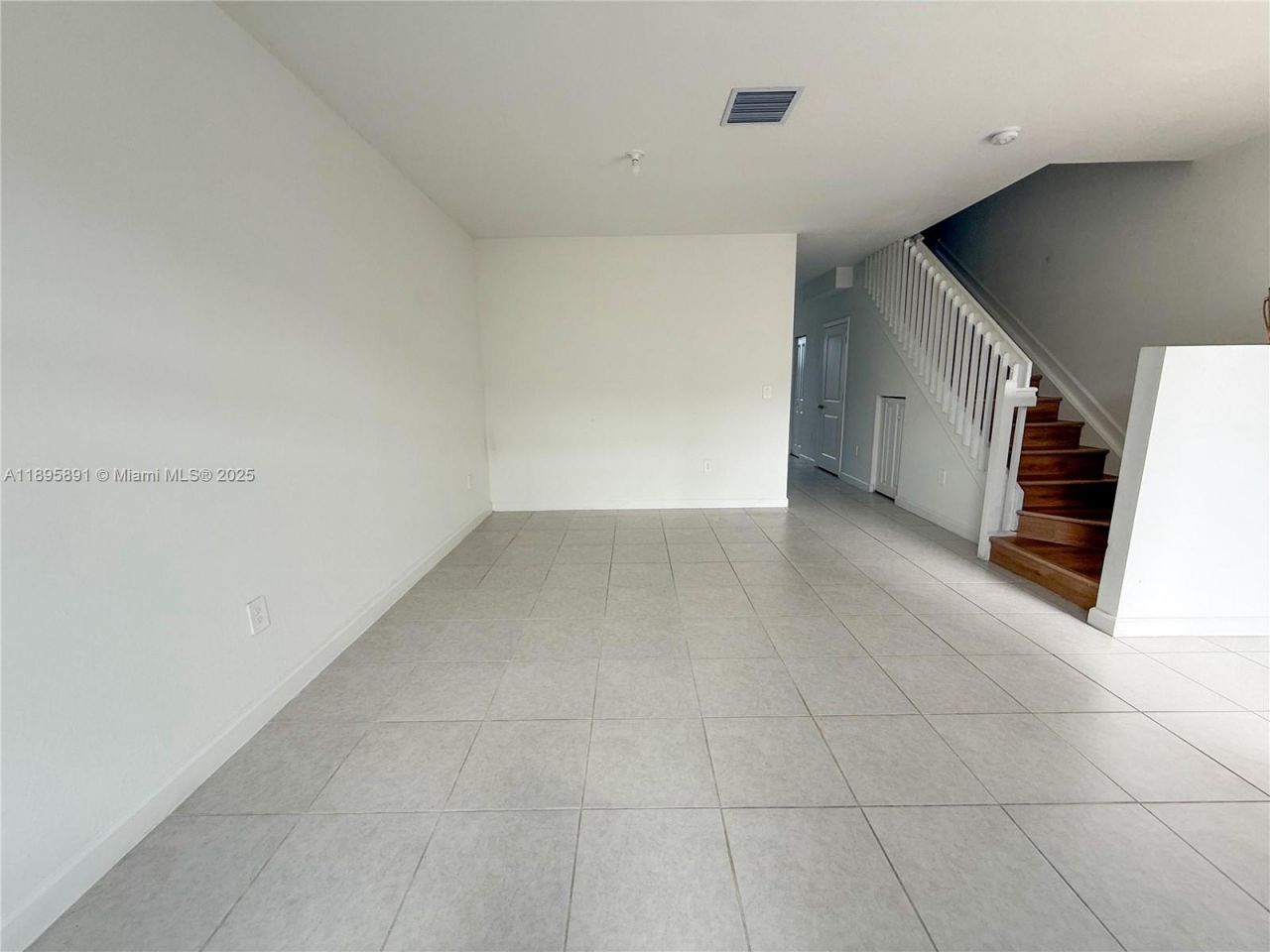 12445 NW 23rd Ct, Miami, FL 33167 Photo