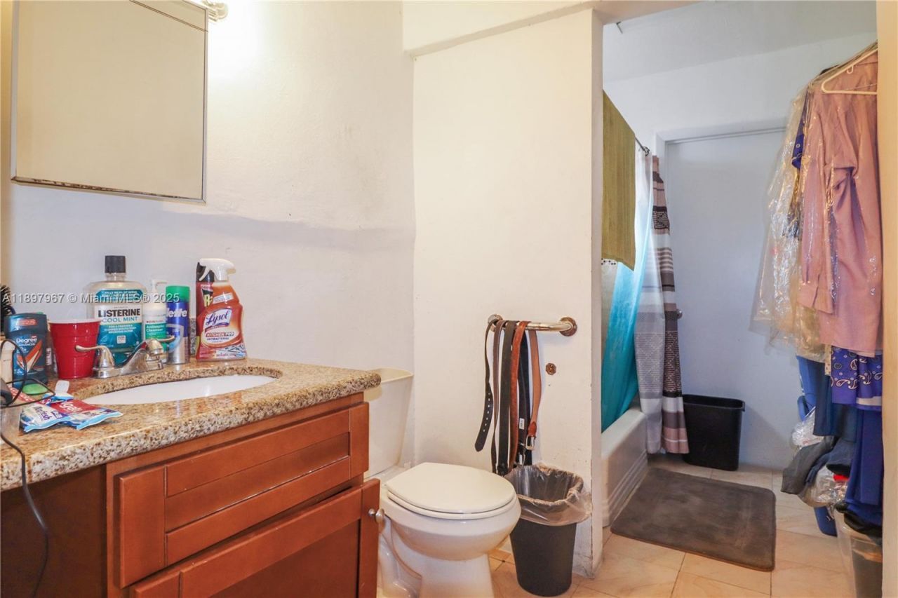 333 SW 30th Ave, Miami, FL 33135 Photo