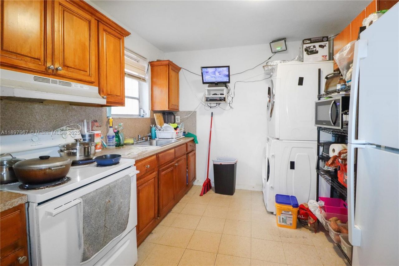 333 SW 30th Ave, Miami, FL 33135 Photo