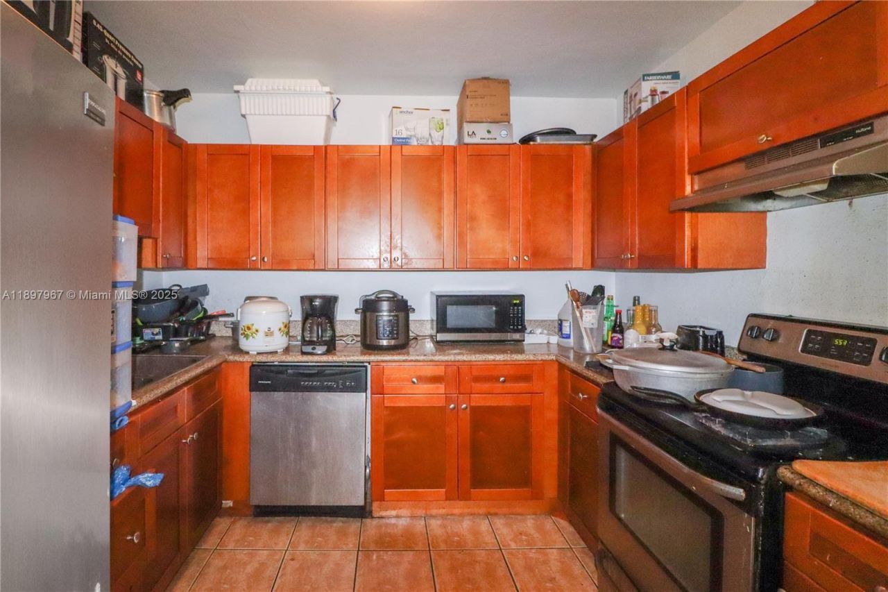 333 SW 30th Ave, Miami, FL 33135 Photo